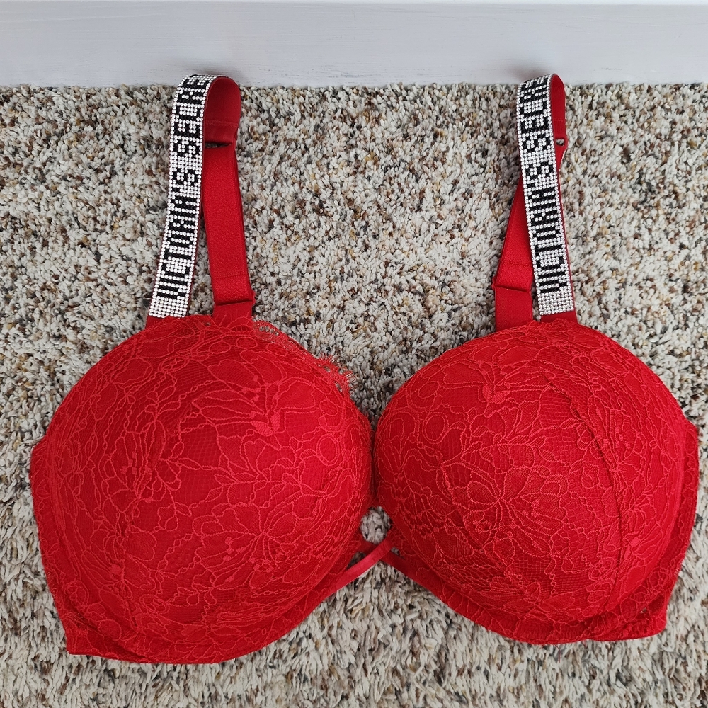 Victoria's Secret very sexy push up 36D shine strap with lace